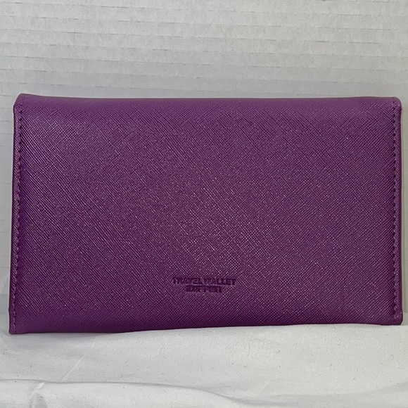 PURPLE Travel wallet - Picture 2 of 8